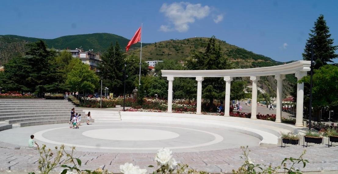 Apartamento Charming House Pogradec Exterior foto