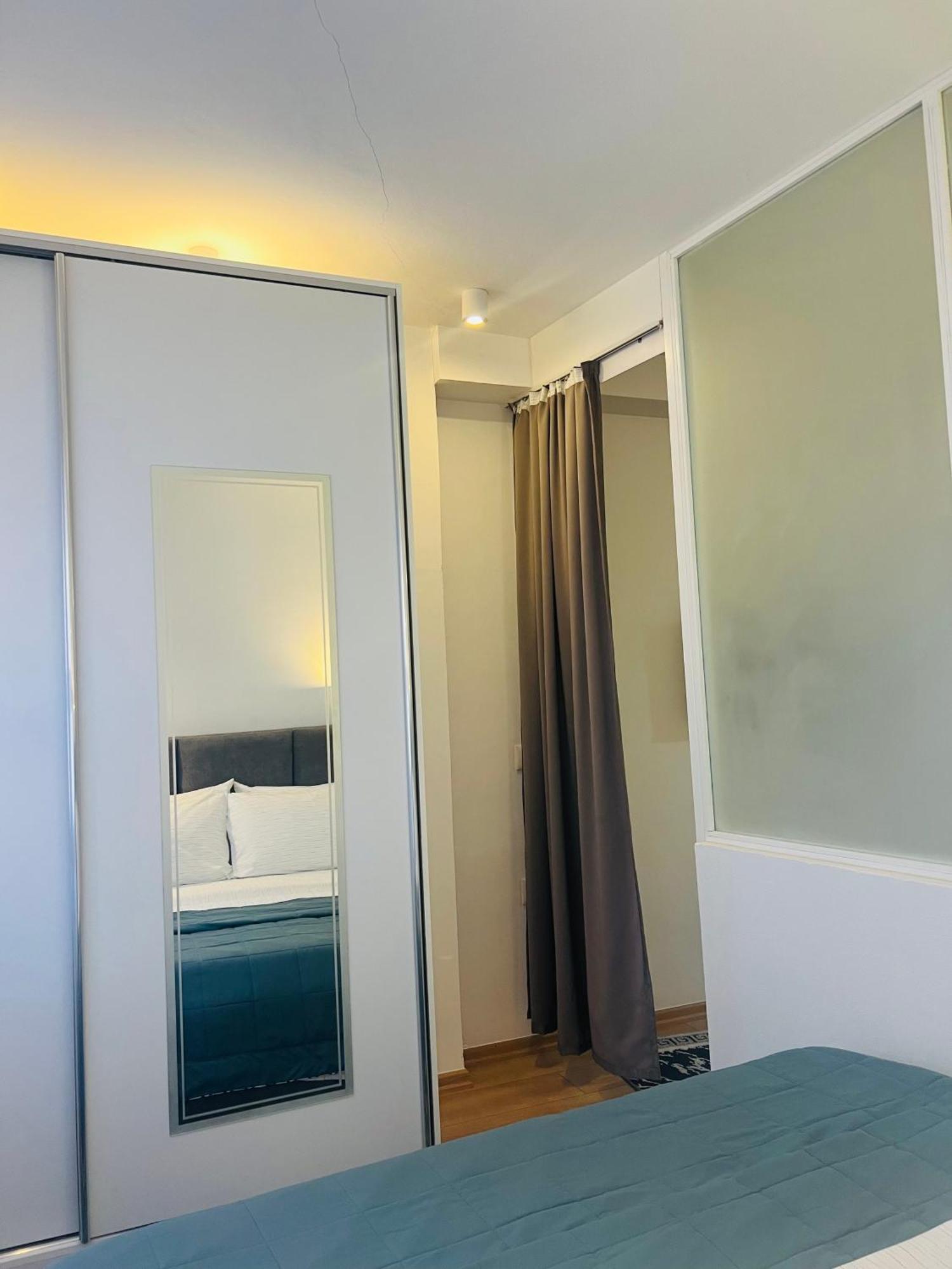 Apartamento Charming House Pogradec Exterior foto